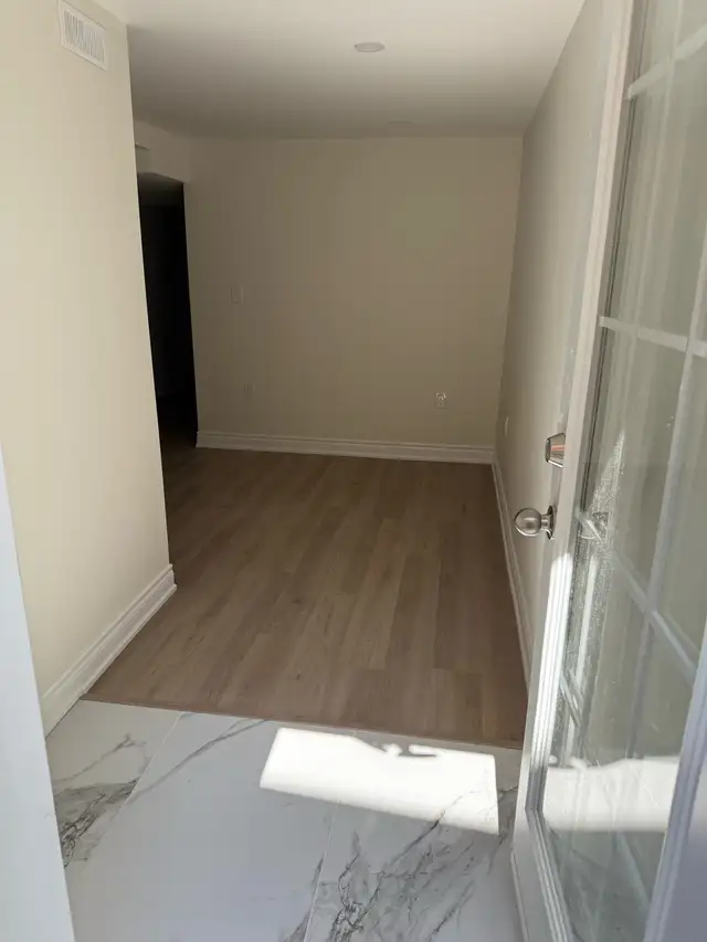 3 Bedroom Basement Apartment Ajax - June 1st - Photo 2