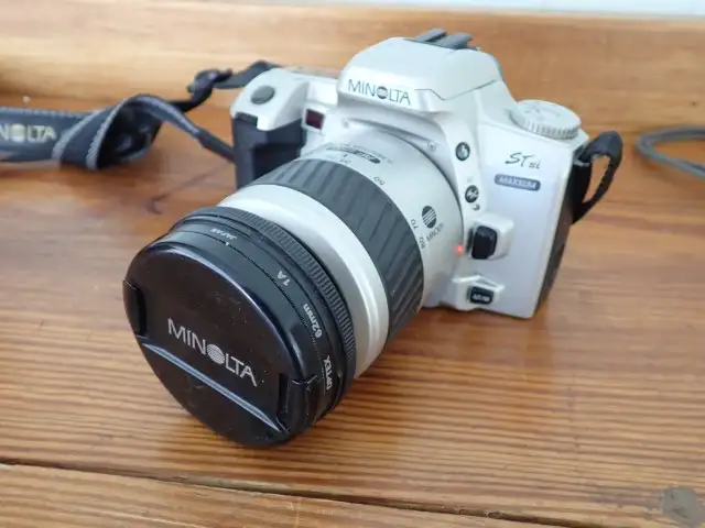 Minolta STsi Camera