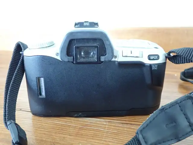 Minolta STsi Camera - Photo 5