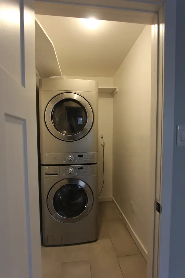 Haut de duplex, semi-meublé entre métros Langelier et Radisson - Photo 7