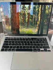 2020 MacBook Pro – 8GB RAM 256 GB SSD