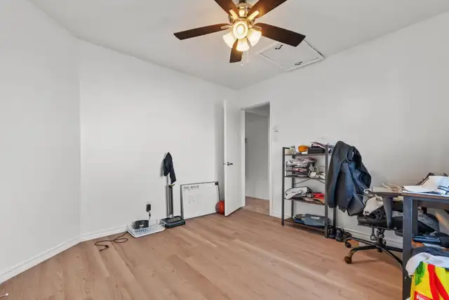 Grand logement 4 1/2 rénové à louer à Laval - Photo 6