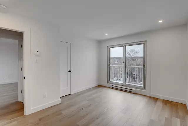 4 1/2 luxueux 2 CAC neuf dans Ahuntsic près du métro Sauvé. - Photo 5