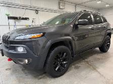 2016 JEEP CHEROKEE TRAILHAWK LOADED ACCIDENT FREE SAFETIED - Photo 3