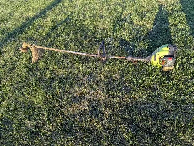 string trimmer