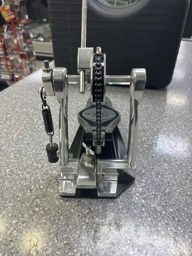 TAMA IRON COBRA 200 BASS PEDAL WITH CASE - Photo 3
