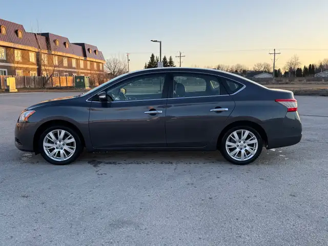 2015 Nissan Sentra SL - Photo 2