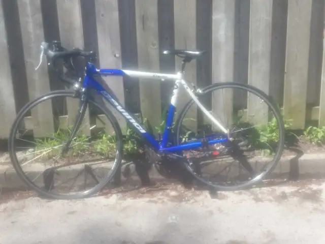Devinci Chicane Optimum Road Bike for Sale