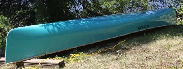 Wenonah Escape 17-6 Tripping Canoe - Photo 3