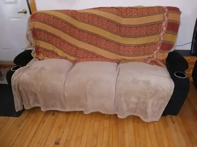 3 seats sofa - Photo 4