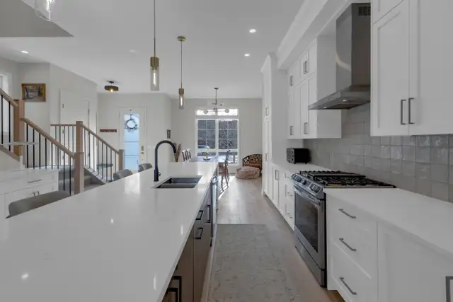 2023 CUSTOM BUILT BOWNESS HOME WITH A LEGAL BASEMENT SUITE - Photo 3