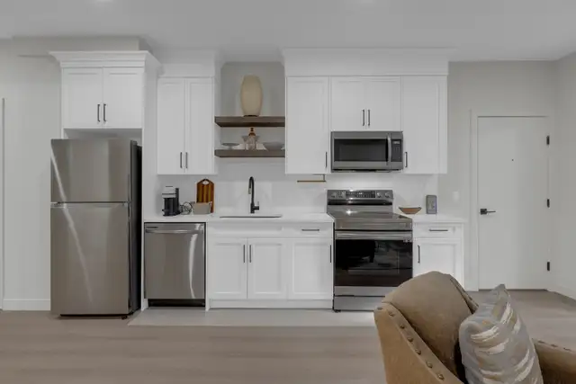 2023 CUSTOM BUILT BOWNESS HOME WITH A LEGAL BASEMENT SUITE - Photo 9