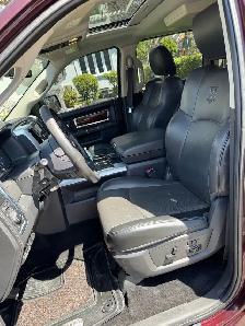 2012 Dodge Ram Laramie fully loaded 4x4 5.7 - Photo 8