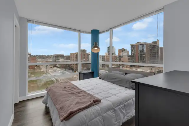 UPDATED 2 BED   DEN 2 BATH DOWNTOWN CALGARY BELTLINE CONDO - Photo 8