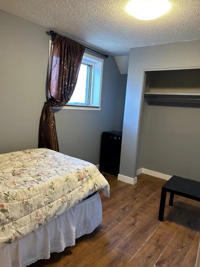 700-735- rooms for rent innercity - Photo 6