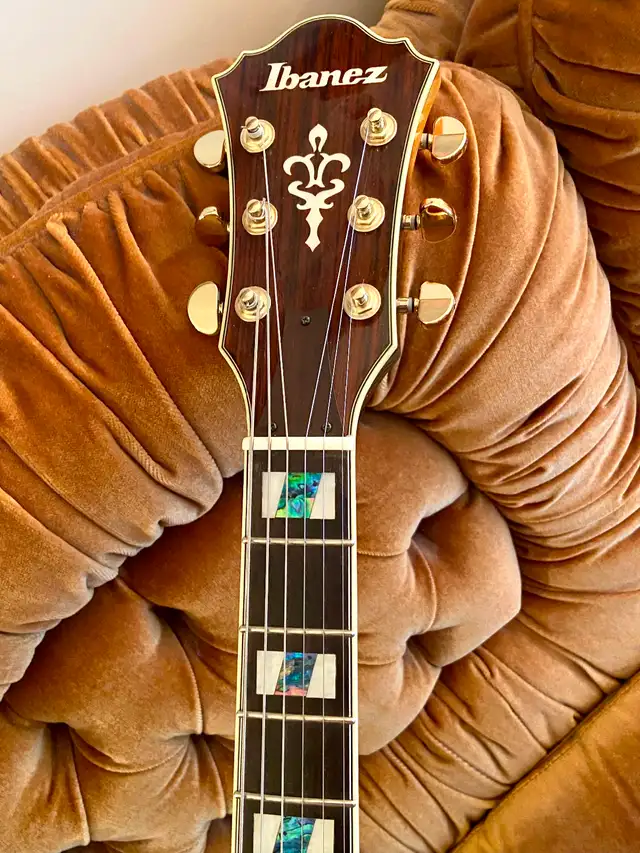 Ibanez AF155-AYS Artstar Semi Acoustic Guitar, CASE, Excellent. - Photo 5