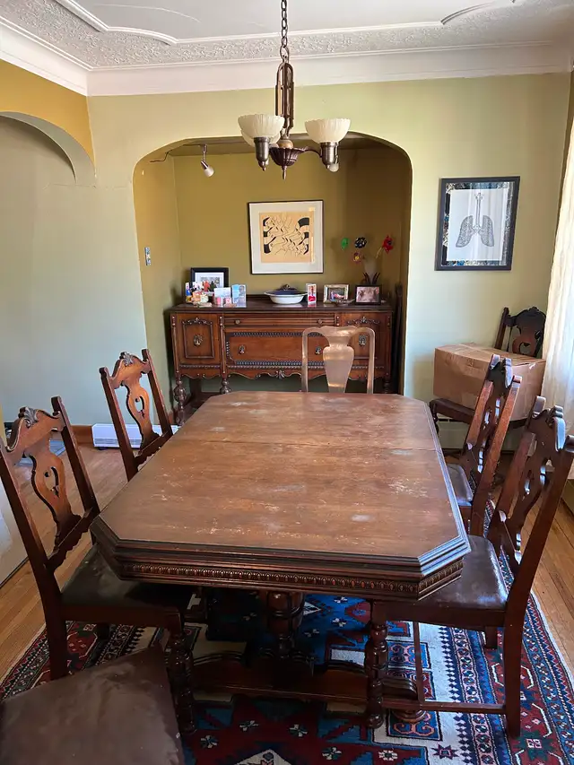 Dining table, chairs and hutch