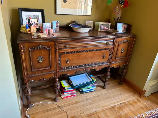 Dining table, chairs and hutch - Photo 3