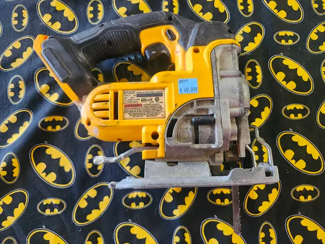 DeWalt (2017) DCS331 Cordless Var. Speed Jig Saw (#2971)