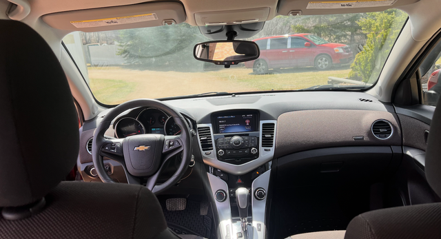 2015 Chevrolet Cruze – Low KM – Clean & Reliable – $6,400 - Photo 4