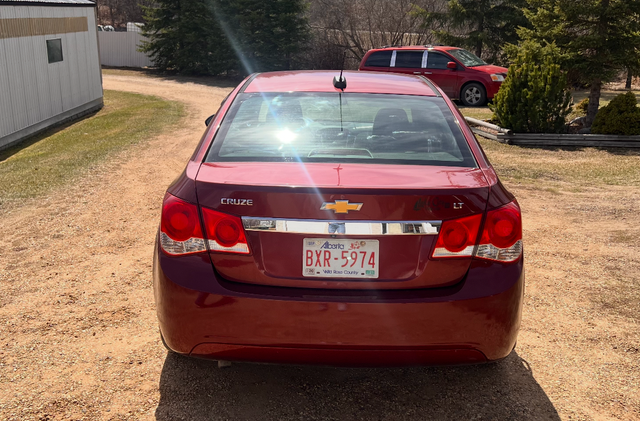 2015 Chevrolet Cruze – Low KM – Clean & Reliable – $6,400 - Photo 9