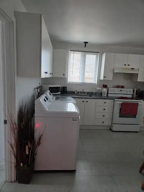 3 ½ à Beauport, superbe, 1er août - Photo 2