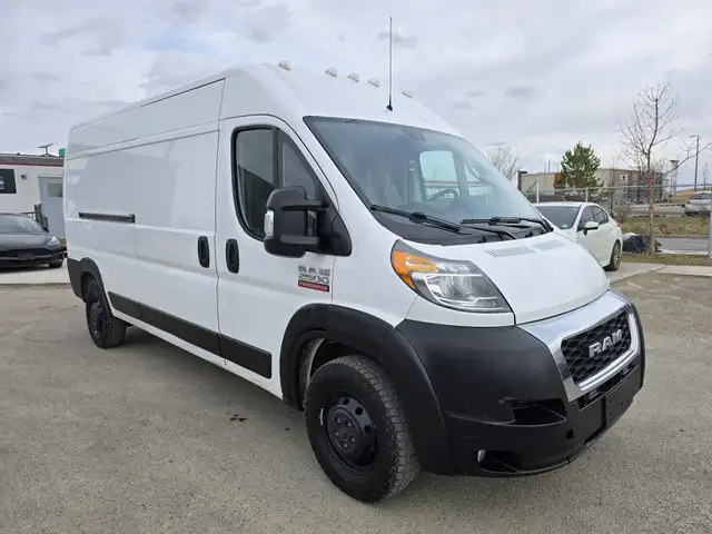 2019 Ram ProMaster 2500 High Roof | Back Cam, Bluetooth, Low Km - Photo 3