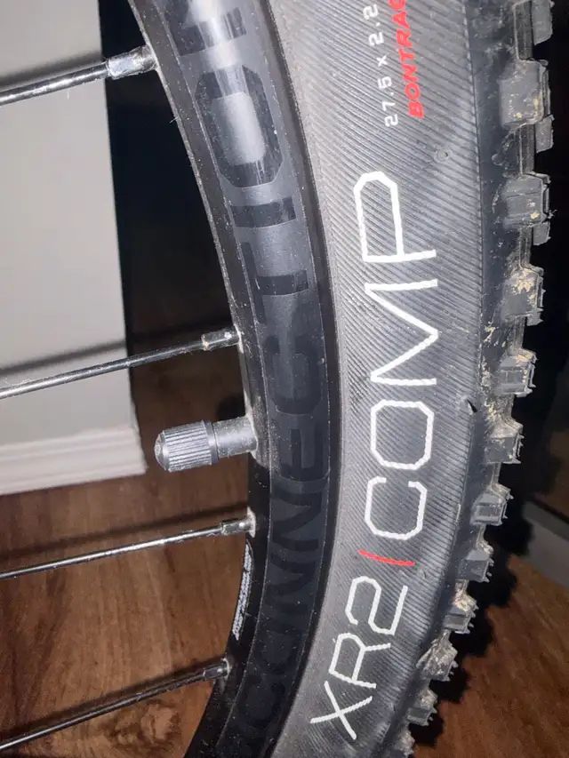 woman’s Trek hardtail mountain bike - Photo 5