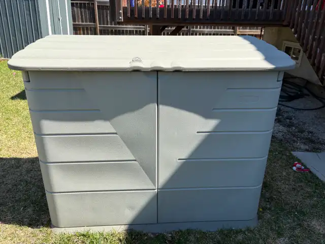 3 ft x 5 ft Horizontal Weather Resistant Storage Container