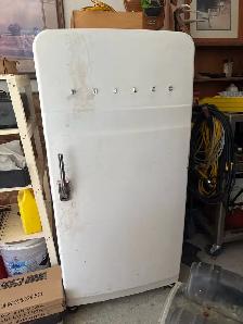 vintage fridge in working order