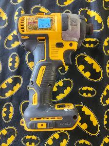 DeWalt DCF887 1/4' Cordless Impact Driver (#2968)