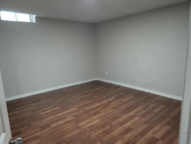 2 Bedroom Basement for Rent - McCowan & Steeles (Markham) - Photo 2