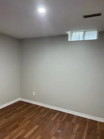 2 Bedroom Basement for Rent - McCowan & Steeles (Markham) - Photo 7