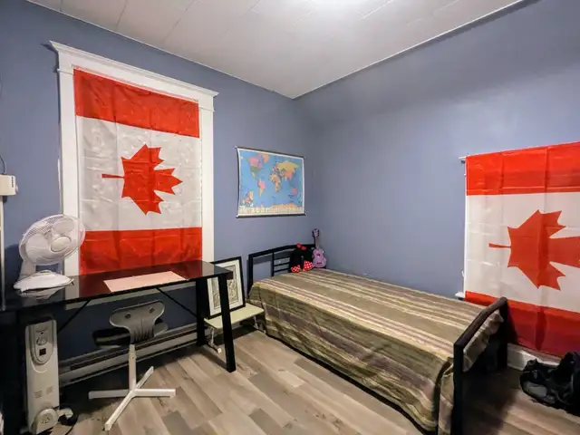 2 move-in ready room beside UW available from June-August - Photo 2