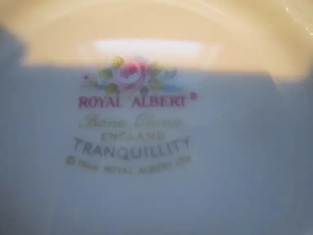Royal Albert TRANQUILITY fine bone china set for 4 - Photo 2