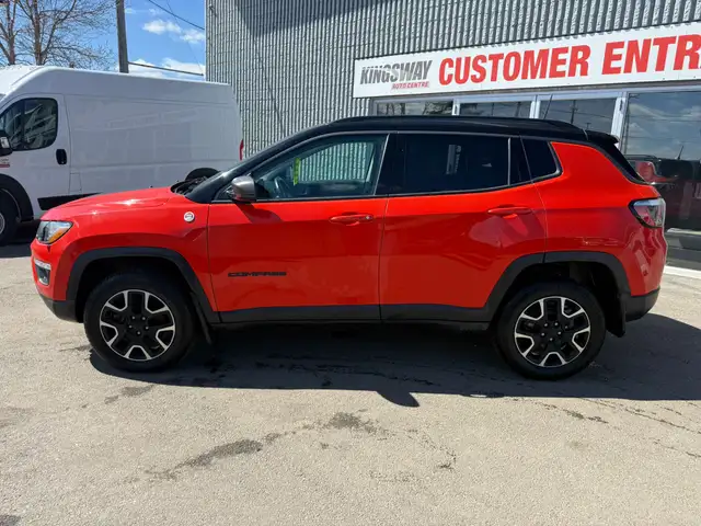 2019 Jeep Compass TRAILHAWK 4X4 / ONE OWNER ACCIDENT FREE - Photo 2