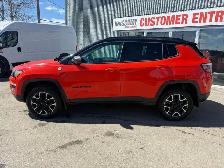 2019 Jeep Compass TRAILHAWK 4X4 / ONE OWNER ACCIDENT FREE - Photo 2