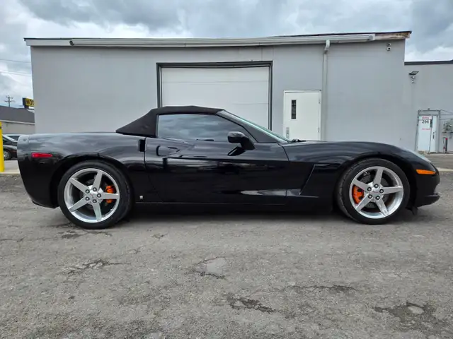 2006 Chevrolet Corvette 6 SPEED MANUAL ! CONVERTIBLE LS2 6.0L - Photo 11