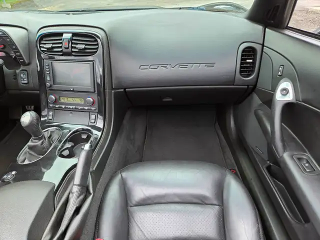 2006 Chevrolet Corvette 6 SPEED MANUAL ! CONVERTIBLE LS2 6.0L - Photo 25