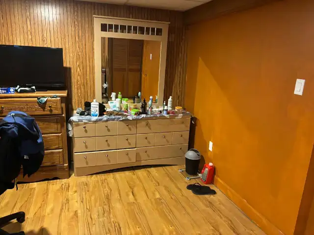 Basement rental - Photo 2