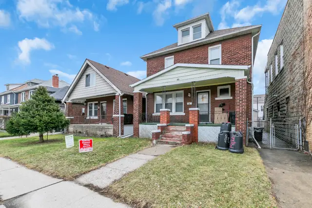 Brick 2StoreyHome with Garage Big 6Bed 3Bath For Sale in Windsor