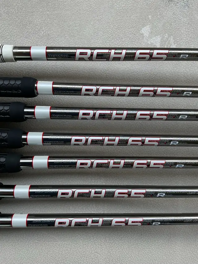 left hand Callaway iron set - Photo 2
