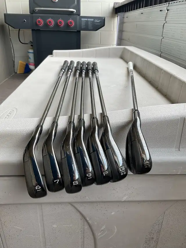left hand Callaway iron set - Photo 4