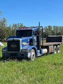 1989 Peterbilt 379 flat deck tandem
