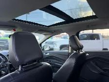 2018 Ford Escape SEL AWD / ACCIDENT FREE ! - Photo 10