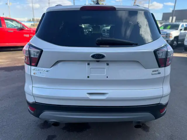 2018 Ford Escape SEL AWD / ACCIDENT FREE ! - Photo 14