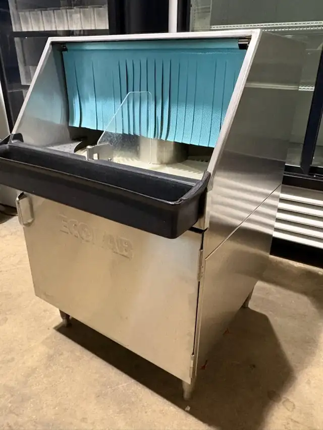 MOYER DIEBEL DF-M7 EL ROTARY GLASSWASHER - Photo 5