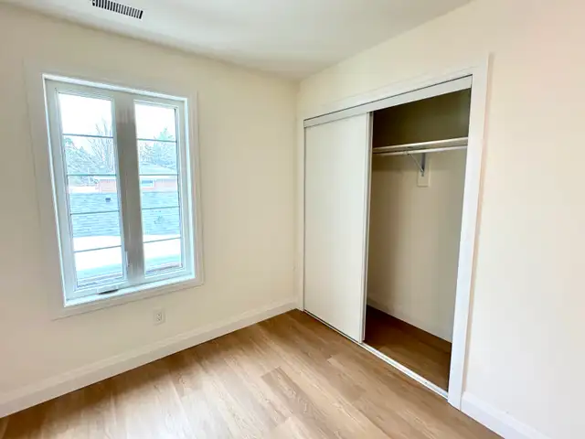 Room Rental near Fairview Mall / Don Mills Station - Photo 2