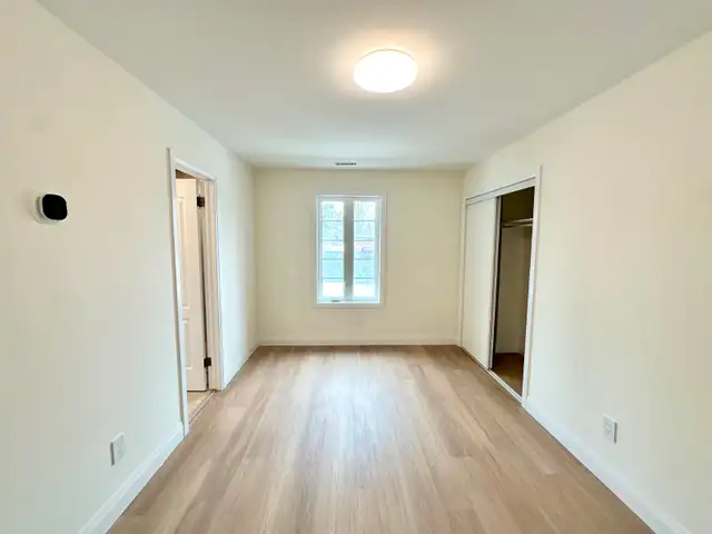 Room Rental near Fairview Mall / Don Mills Station - Photo 3