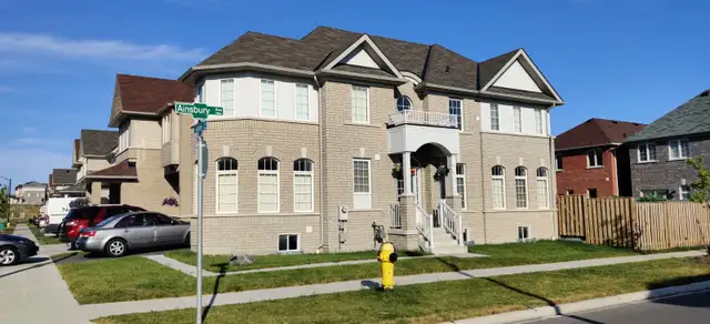 Private Suite in Ajax – $750/MonthAvailable June 1st
